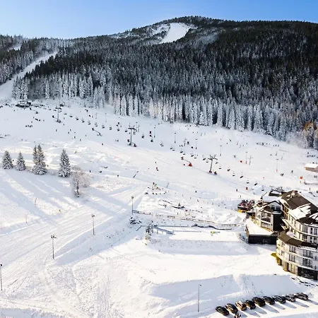 Czarna Perla - Czarna Gora Resort, Sun & Snow 3* Сенна