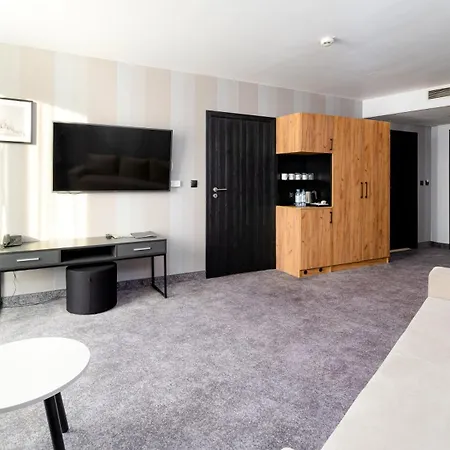 Aparthotel Sun & Snow, Aparthotel Czarna Perla - Czarna Gora Resort 3*