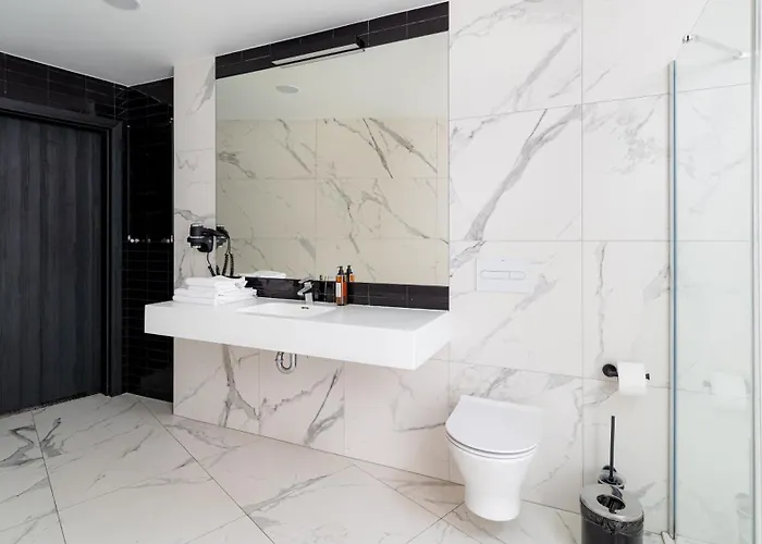 Czarna Perla - Czarna Gora Resort, Sun & Snow 3* Siena